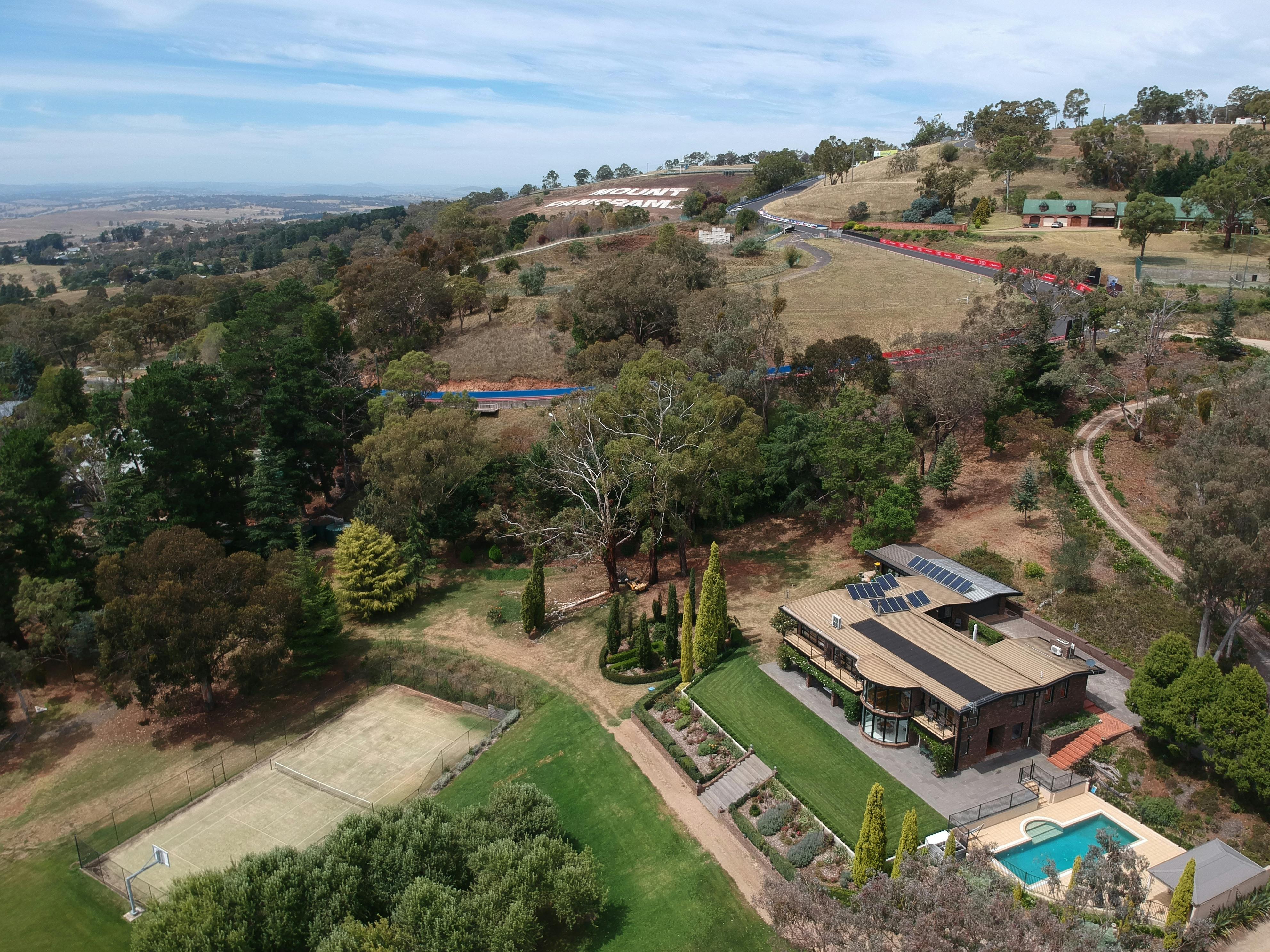 The Cutting Mt Panorama