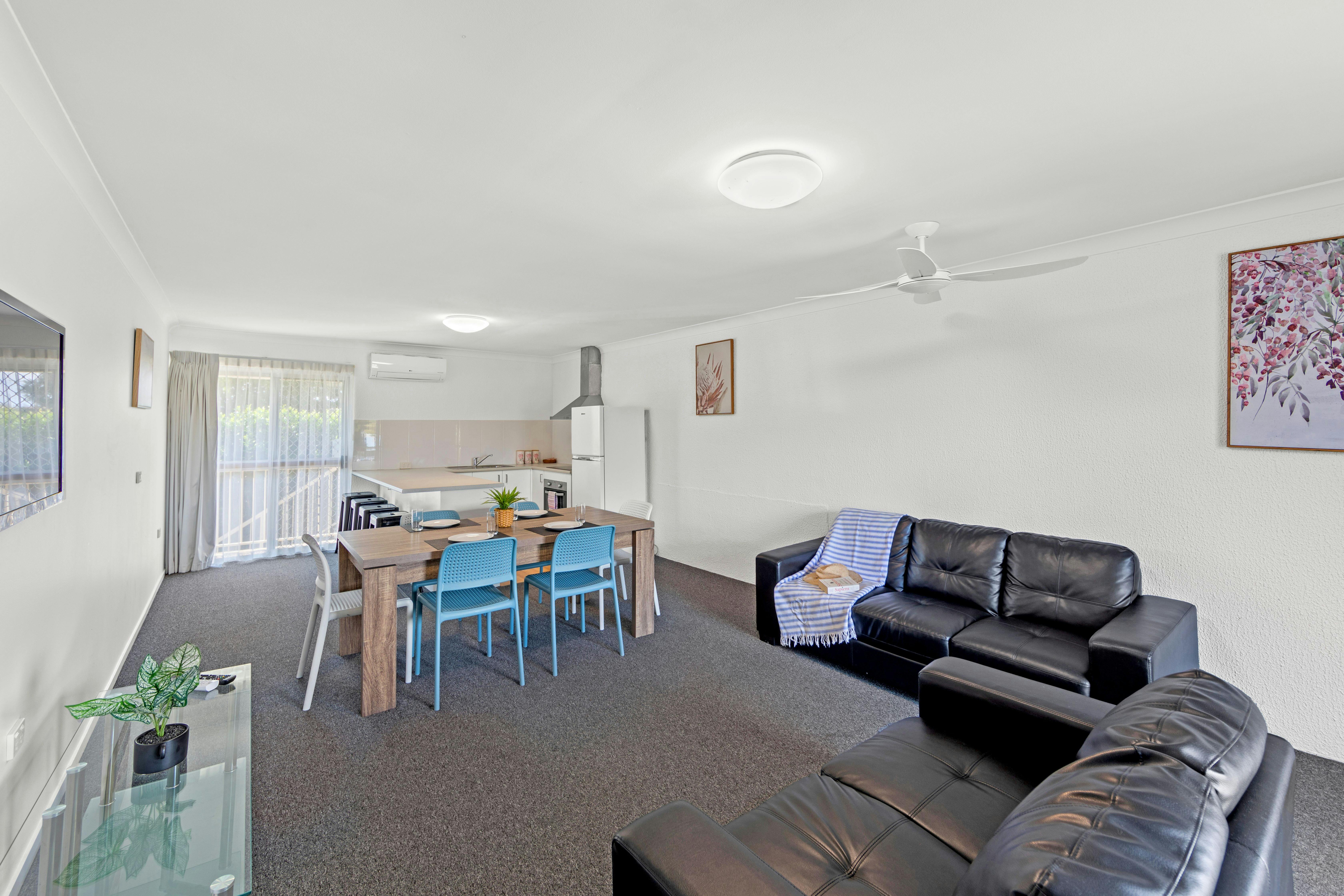 1 Bedroom Large Family Apartment - Sleeps 6