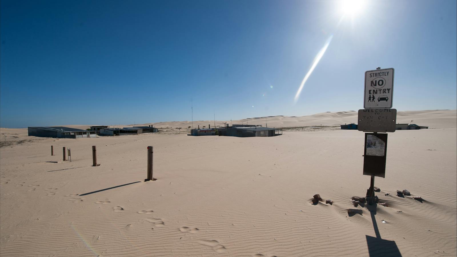 Tin City Tours  4WD Tours R US Stockton beach