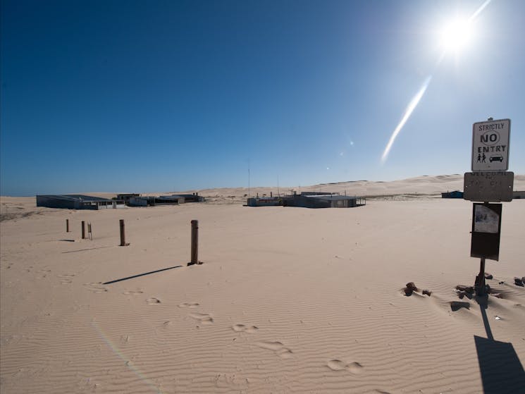 Tin City Tours  4WD Tours R US Stockton beach