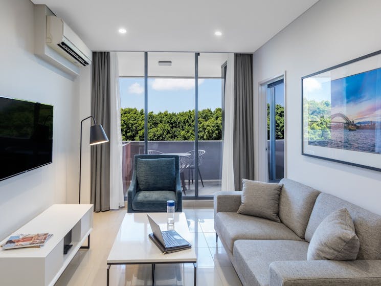 Meriton Suites Waterloo