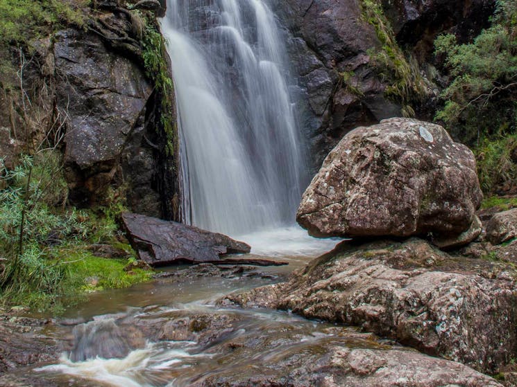 Wombeyan Waterfall Walking Track Nsw Holidays Accommodation