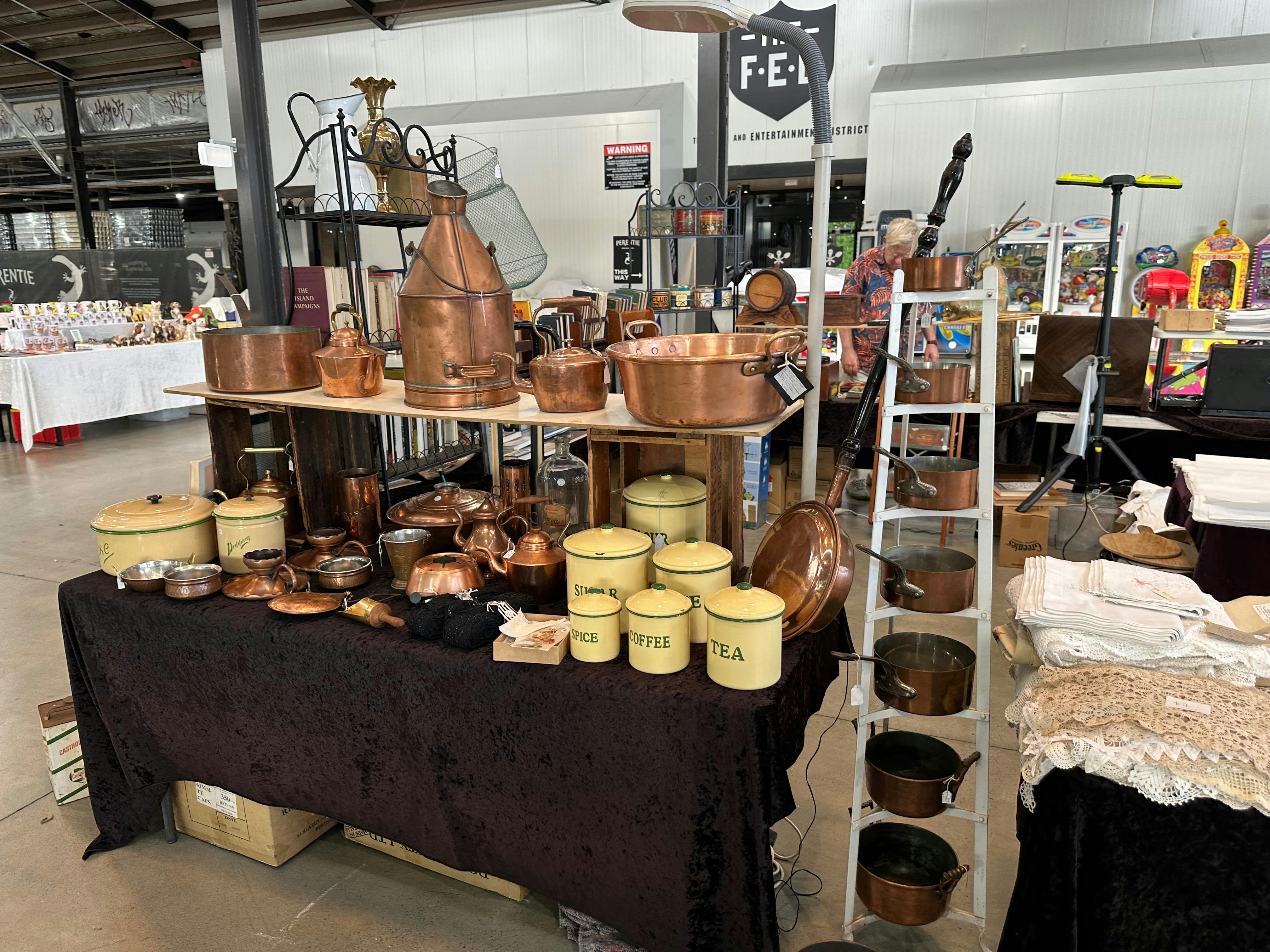 Samford Collectormania - Easter Antique, Collectable & Record Fair