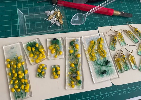 Hot Glass Art! Australian Flowers Wattle Workshop