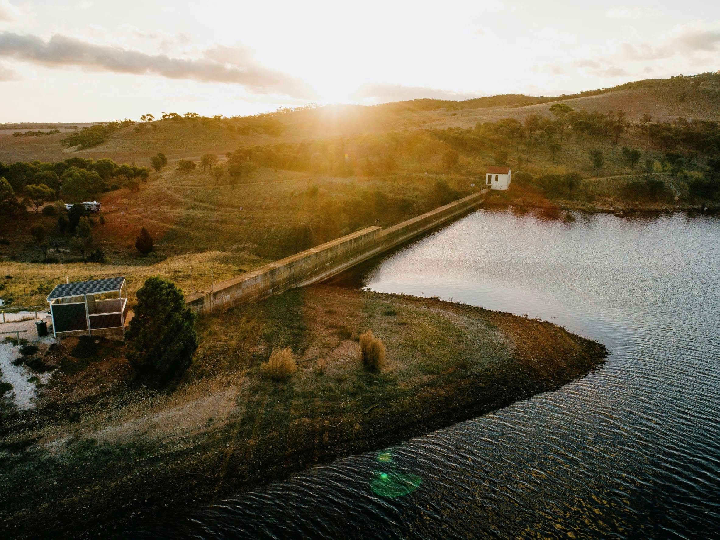 Yeldulknie Weir & Reservoir