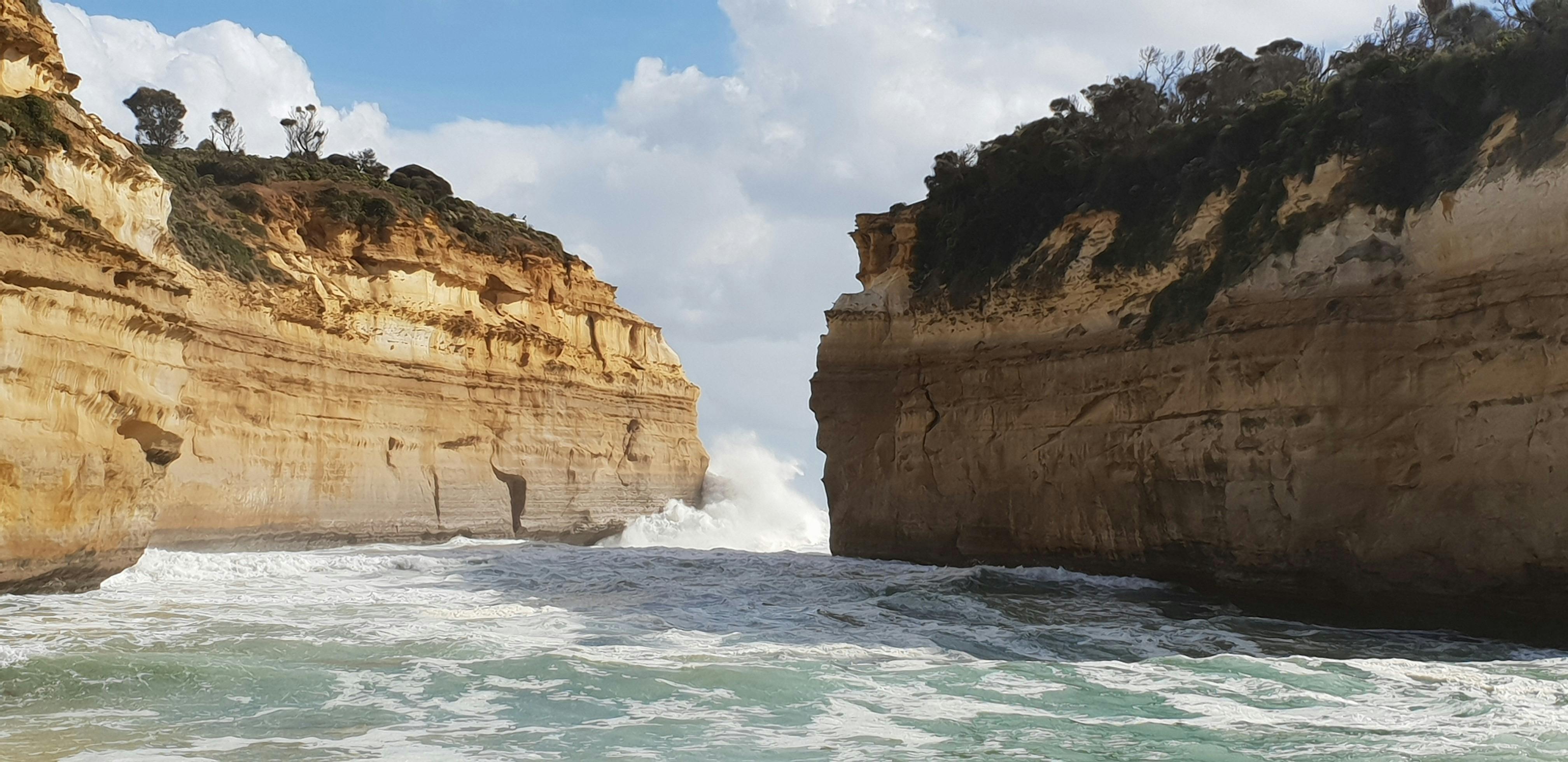 Rugged waved at Loch Ard Gorge
