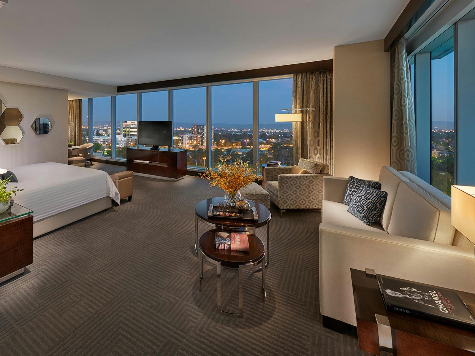 Executive Club Suite