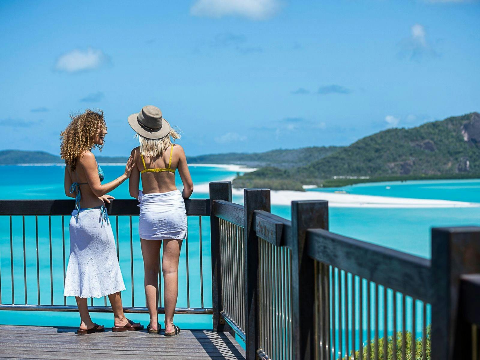 Friends at the Hill Inlet Lookout