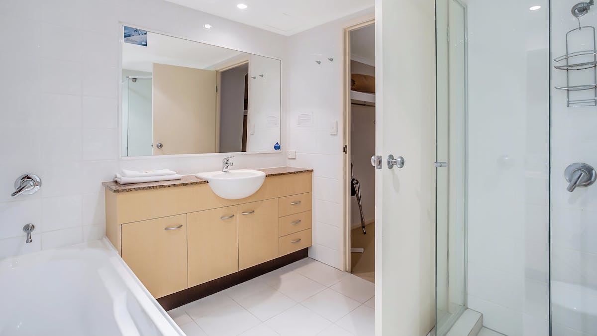 Kirra Beach Apartments