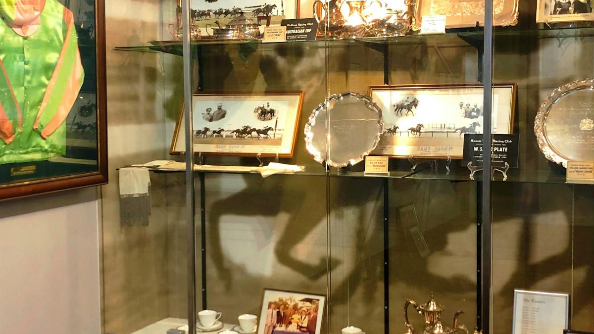 Thoroughbred Racing Museum And Archives | Attractions | Queensland