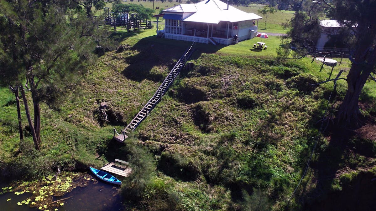 The farmhouse above the river