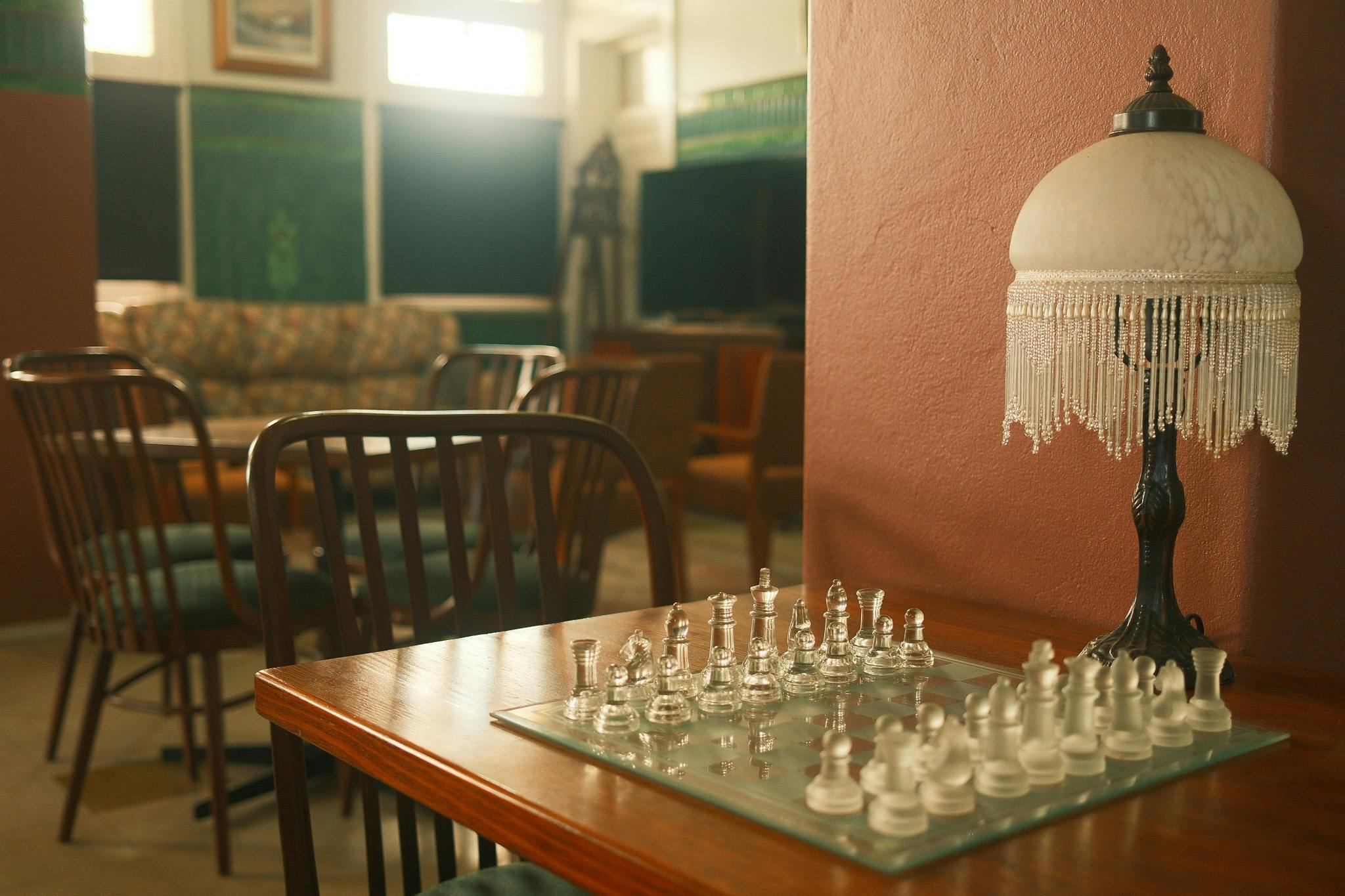 스타 - 응접실에서의 체스