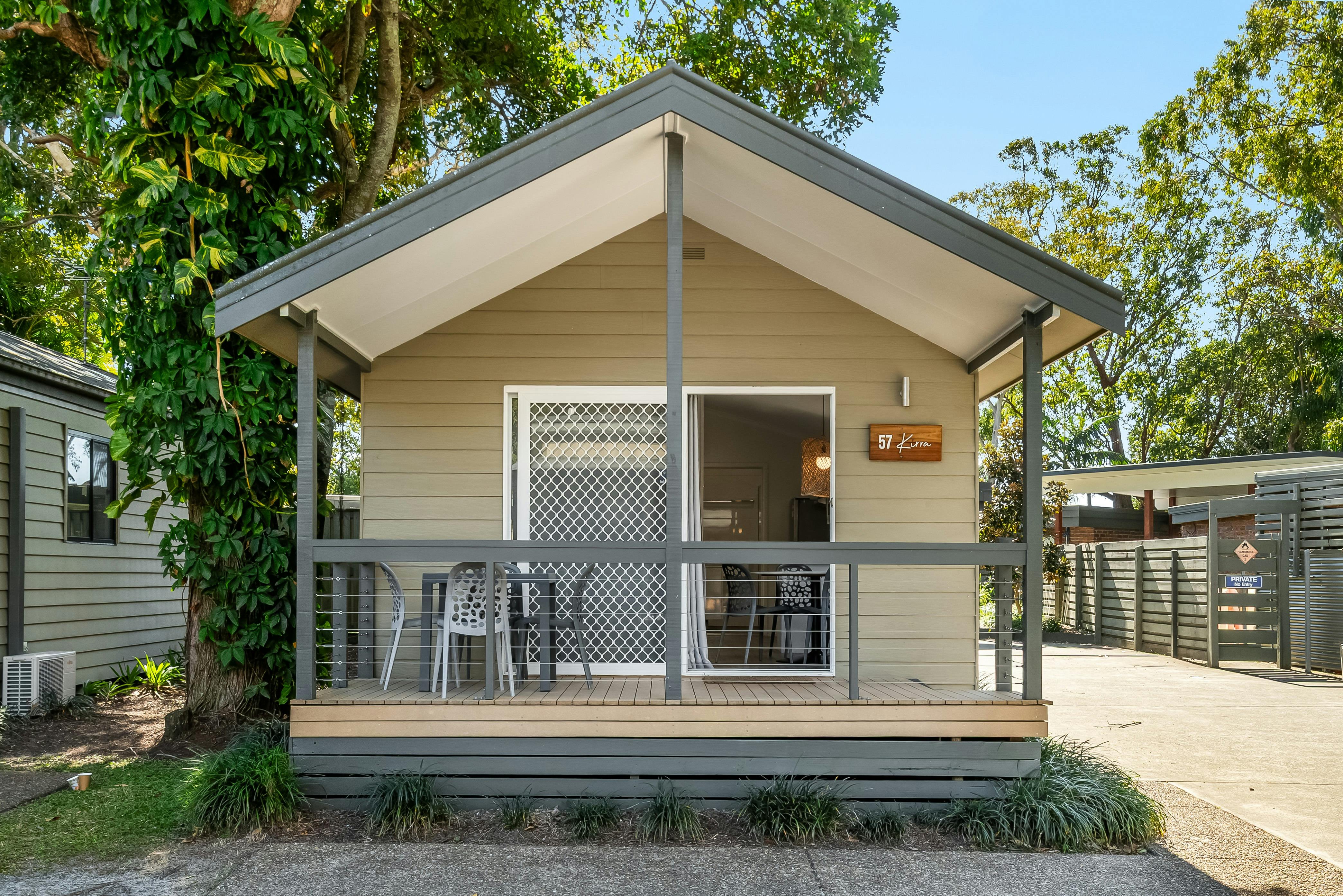 Kirra Cabin