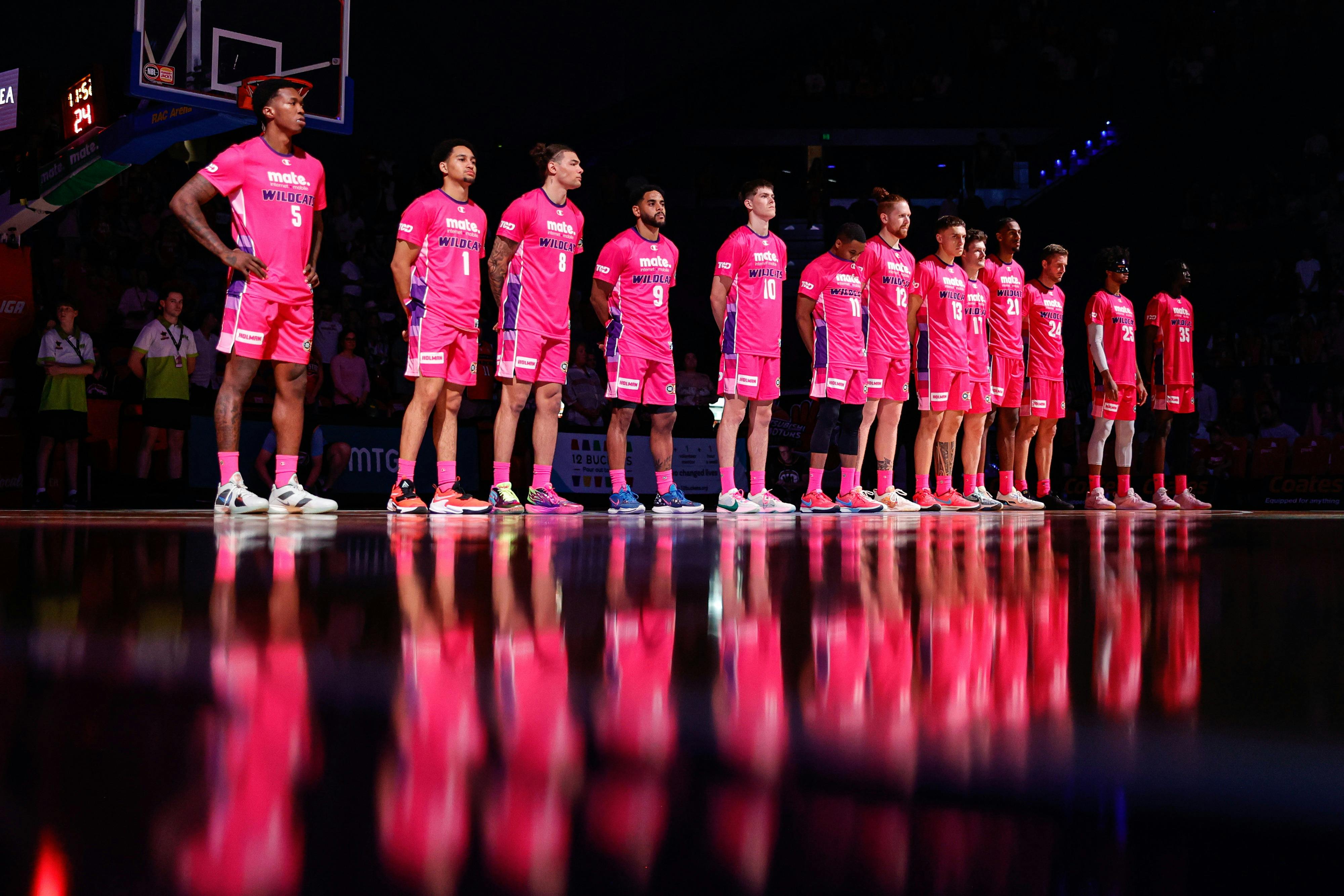 Perth Wildcats v South East Melbourne Phoenix- Pink Game for BCCWA