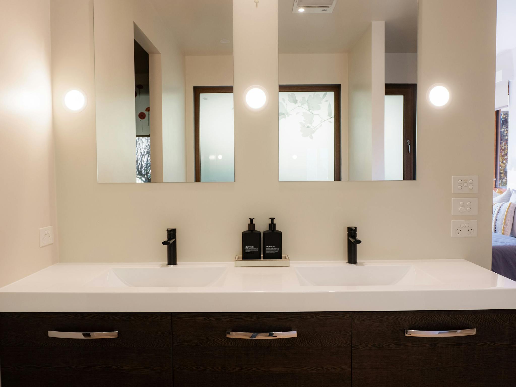 bathroom at 25 walkers lane