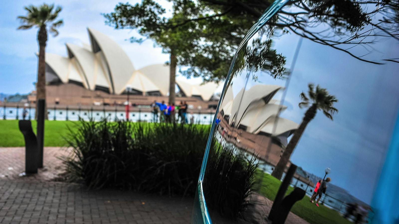 Sydney Opera House reflection