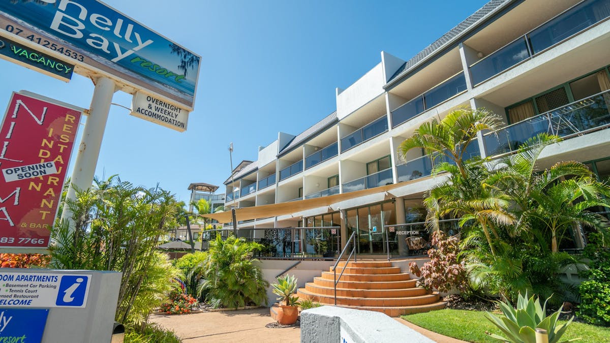 Building exterior entrance
