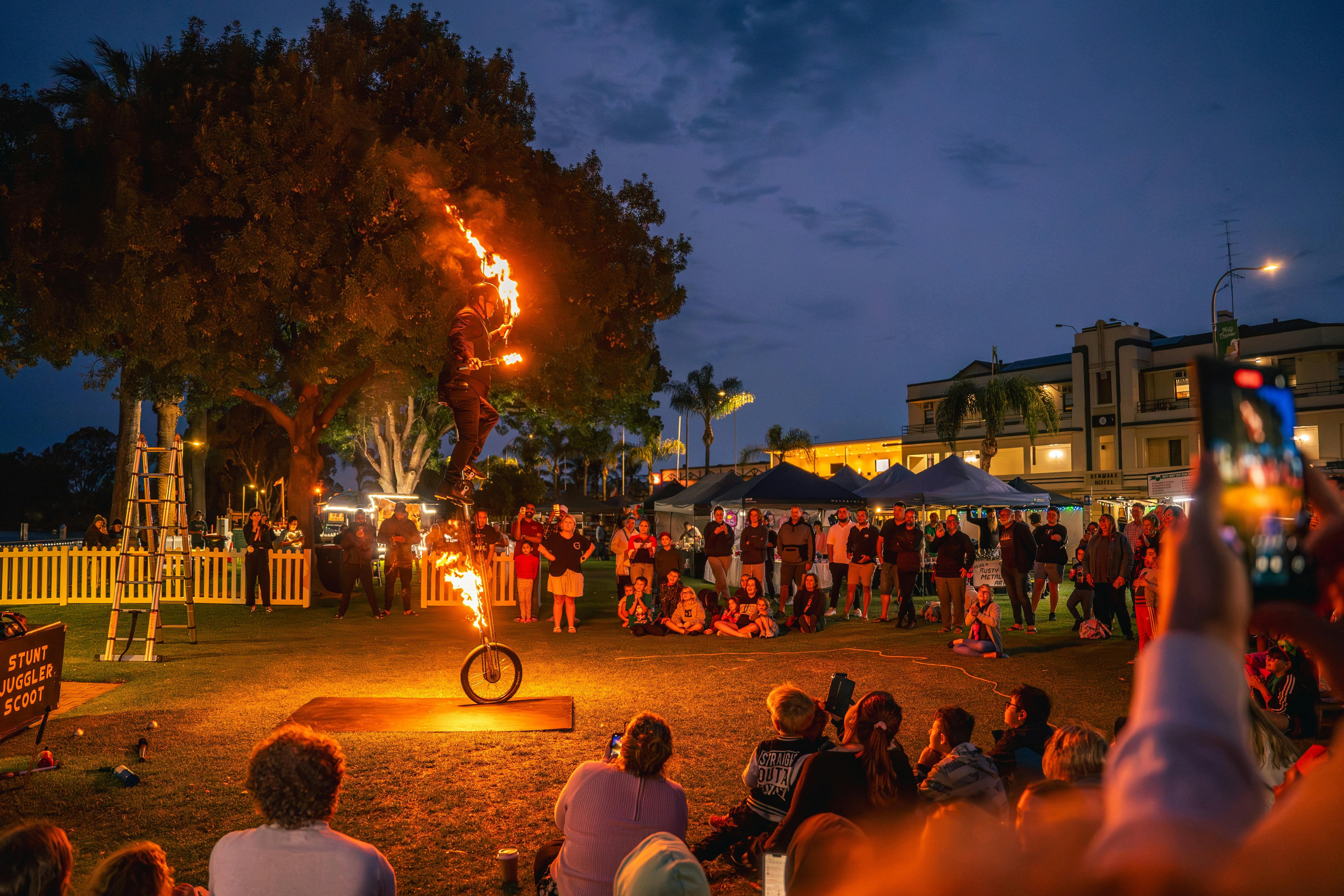 Christmas on the Murray Renmark