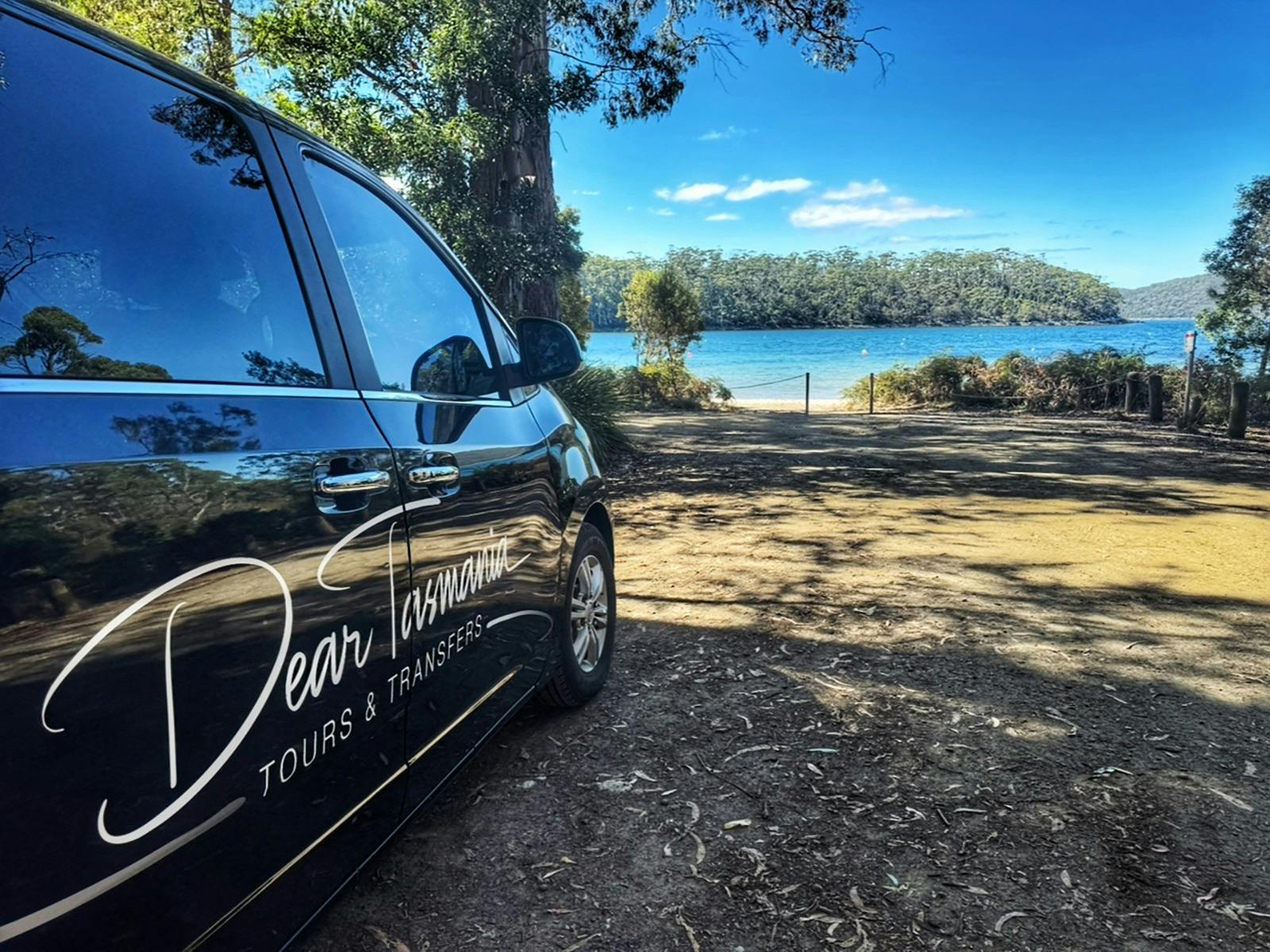 Sneaky southern wine tours like a local image