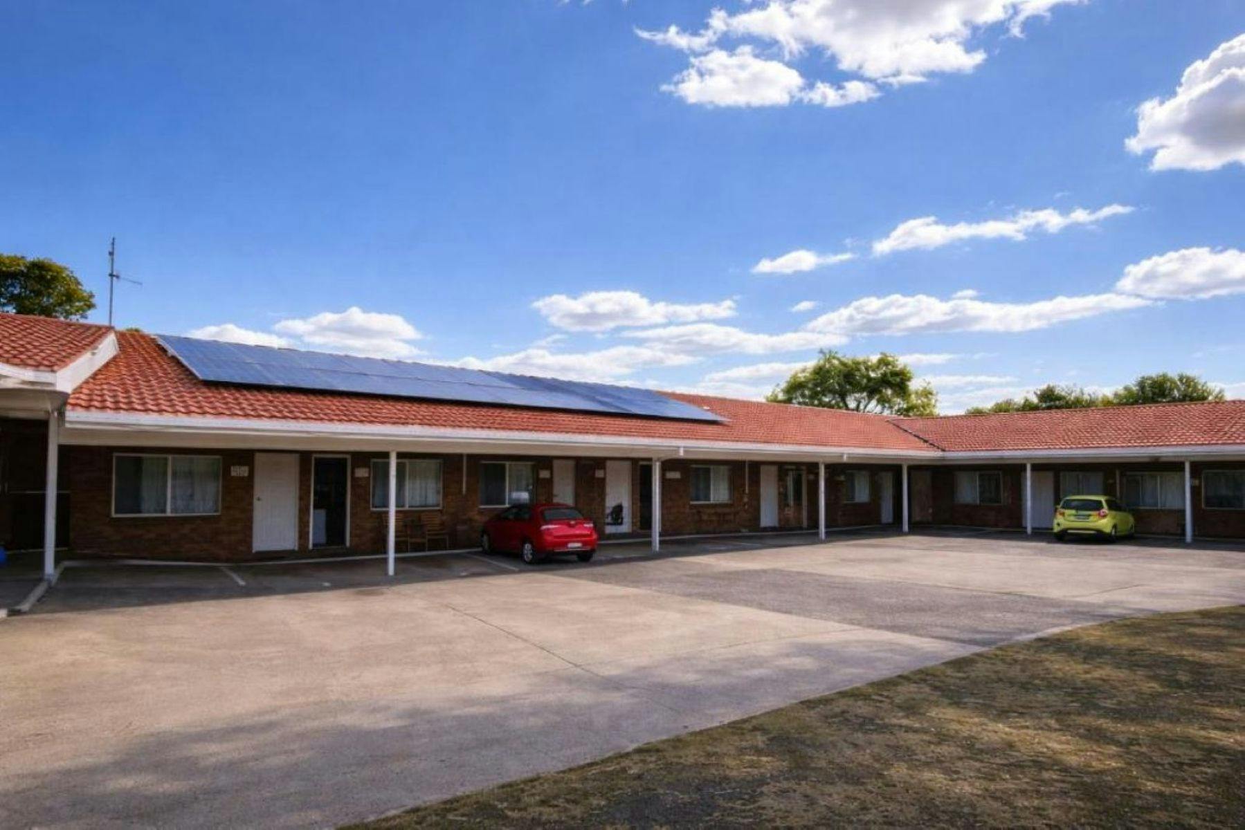 Lodge Motel