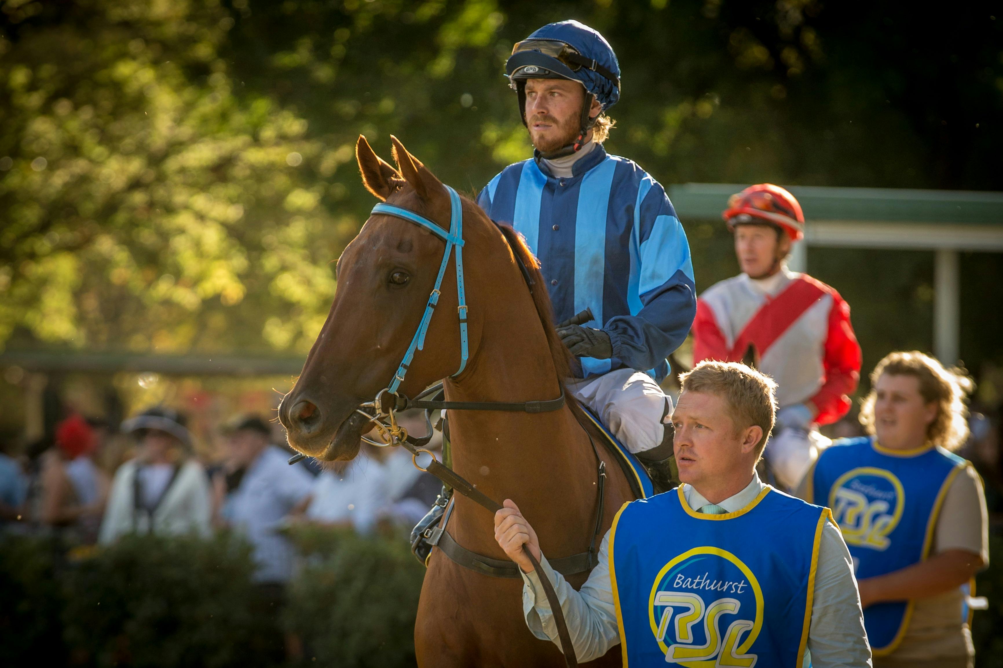 Anzac Day Soldiers Saddle Race Meeting