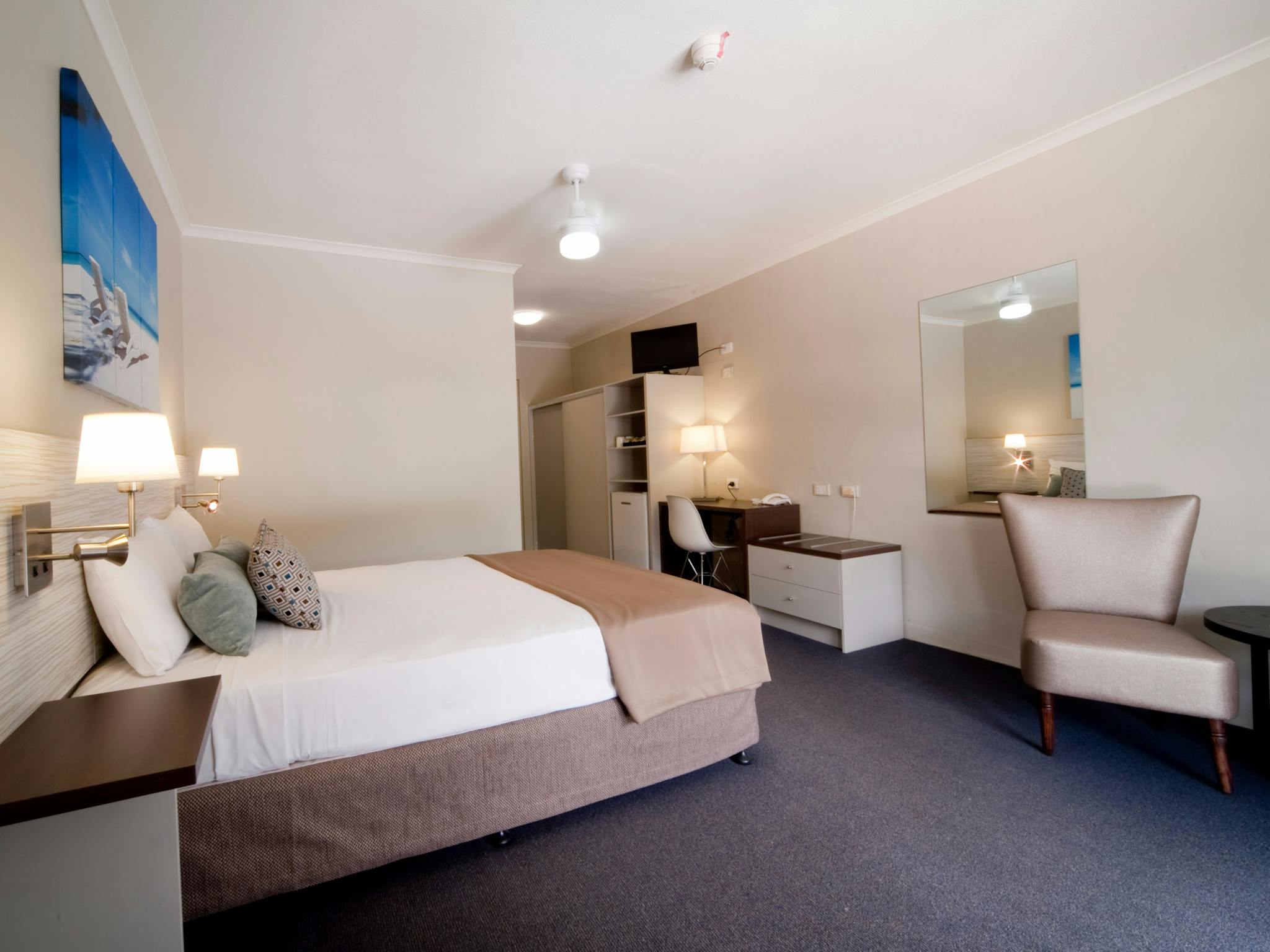 Club Croc Hotel Airlie Beach Superior Room Club Croc Hotel Airlie Beach Superior Room