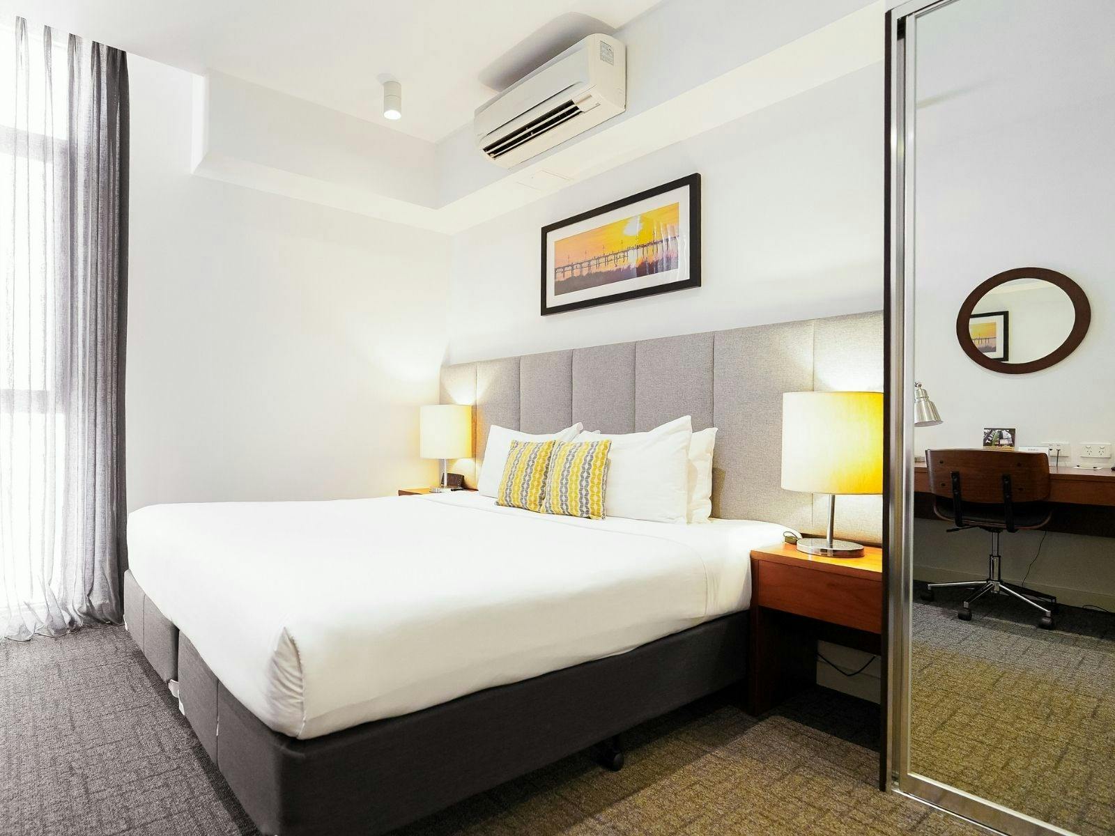Cozy Weekend Getaway - Stay 3 Pay 2