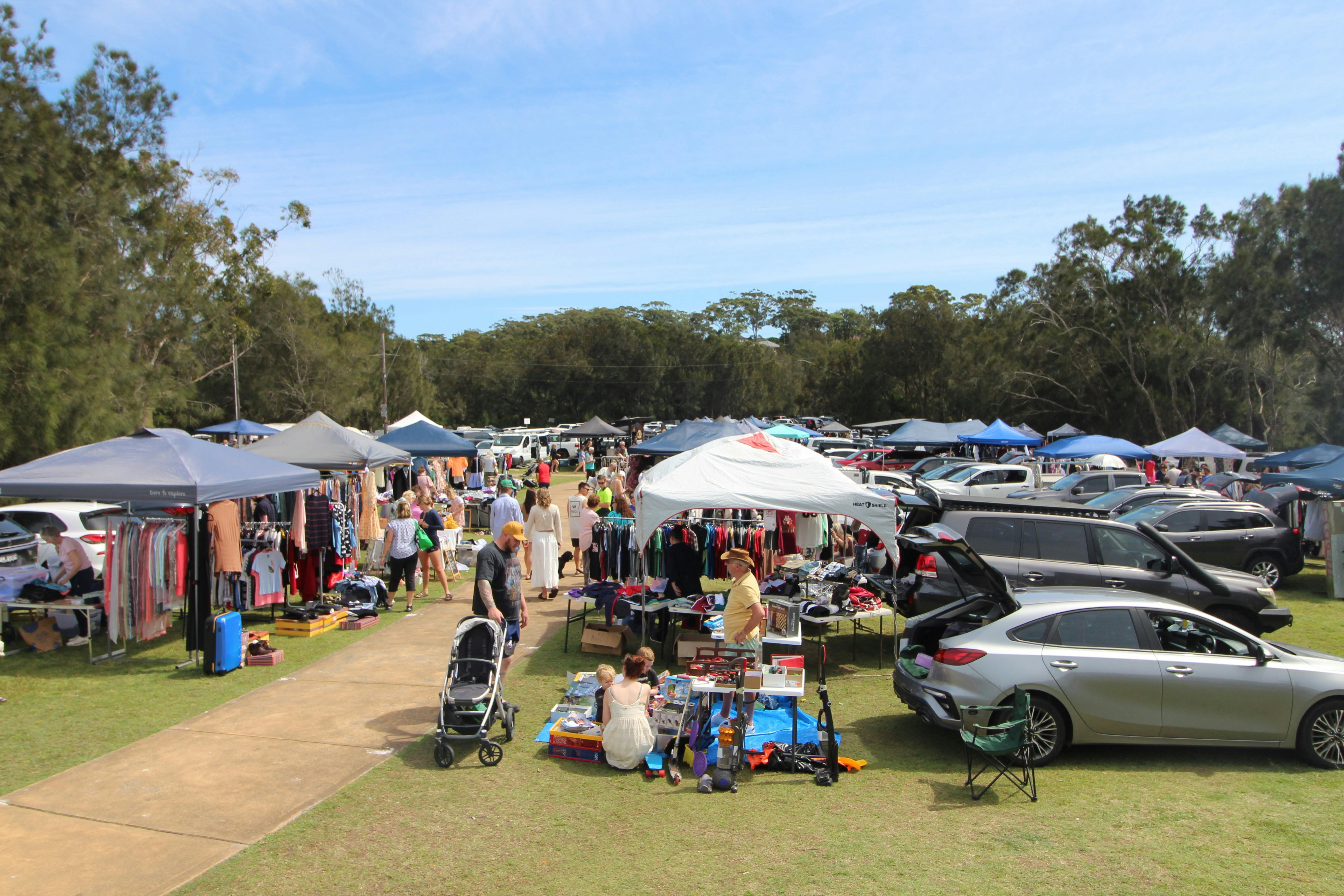 Terrigal Wamberal Lions Christmas Car Boot Market