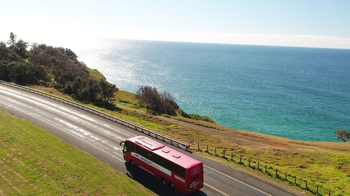 Luxury coach travel City, Coast, Country Luxury coach travel City, Coast, Country