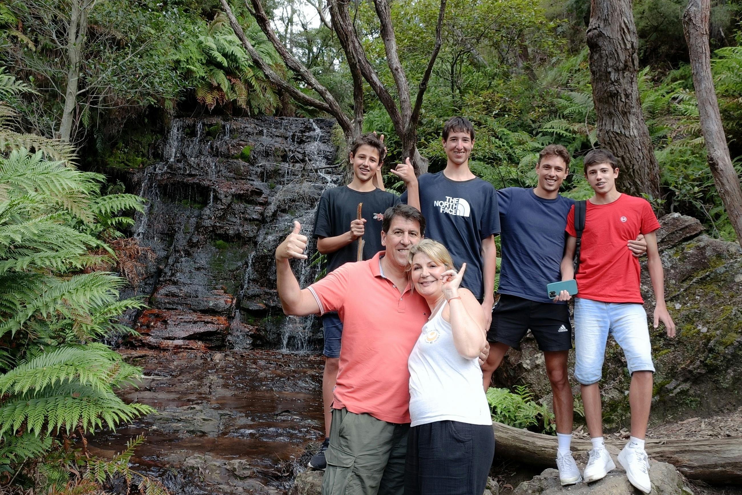 Family enjoys a private Blue Mountains Tour