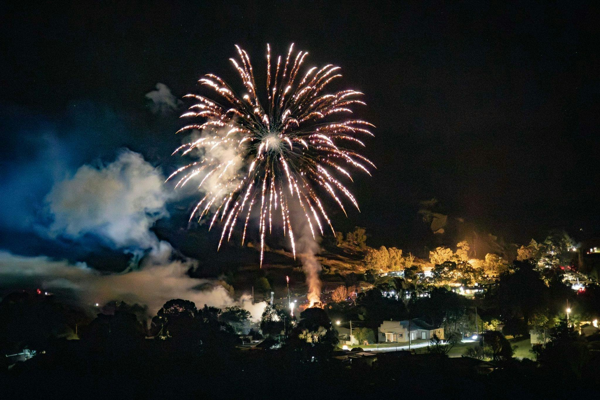 Wyangala Bonfire and Fireworks Spectacular
