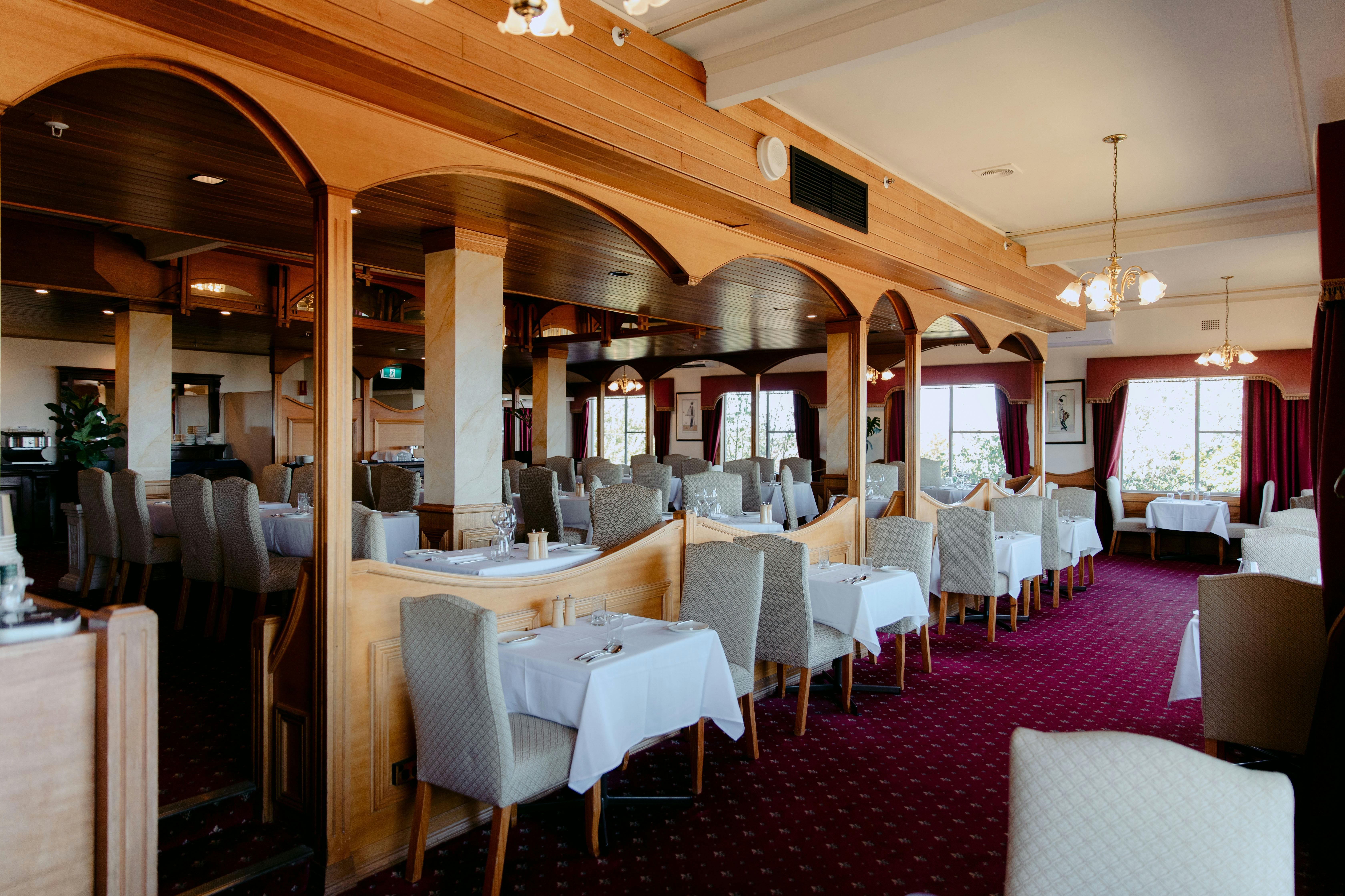 Hotel Restaurant - Jamison Views