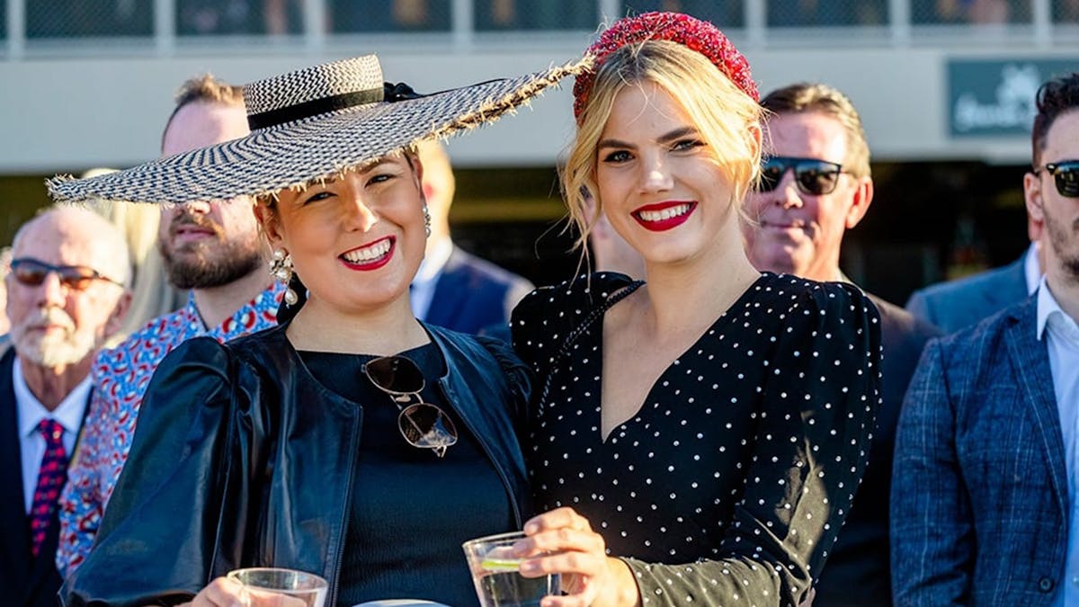 Racegoers enjoy 2022 Stradbroke Day