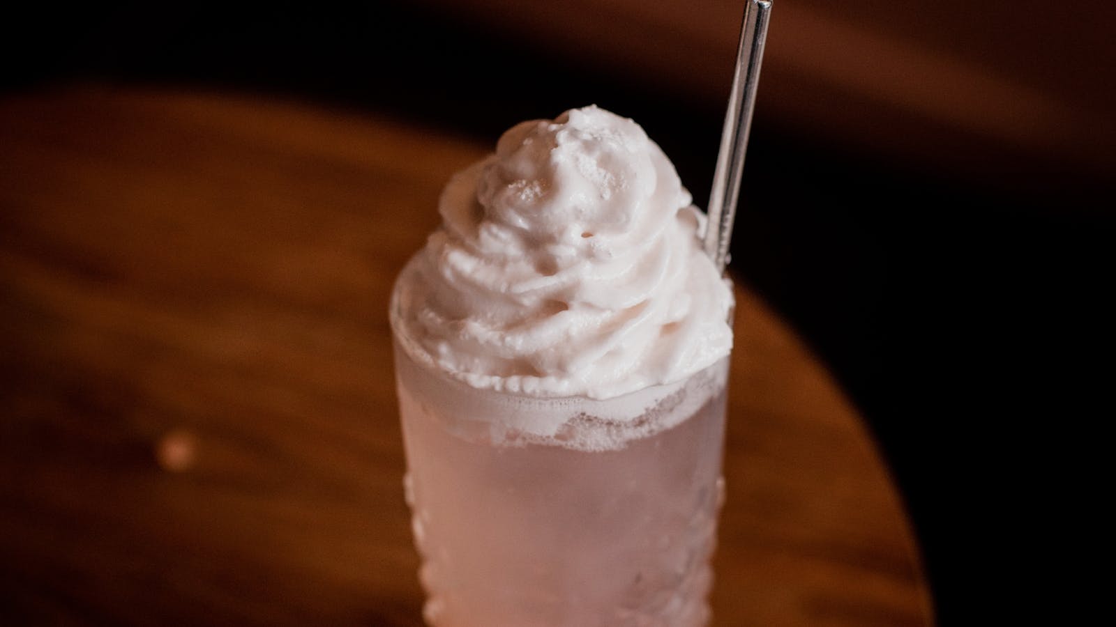 Raspberry Gin Fizz Cocktail