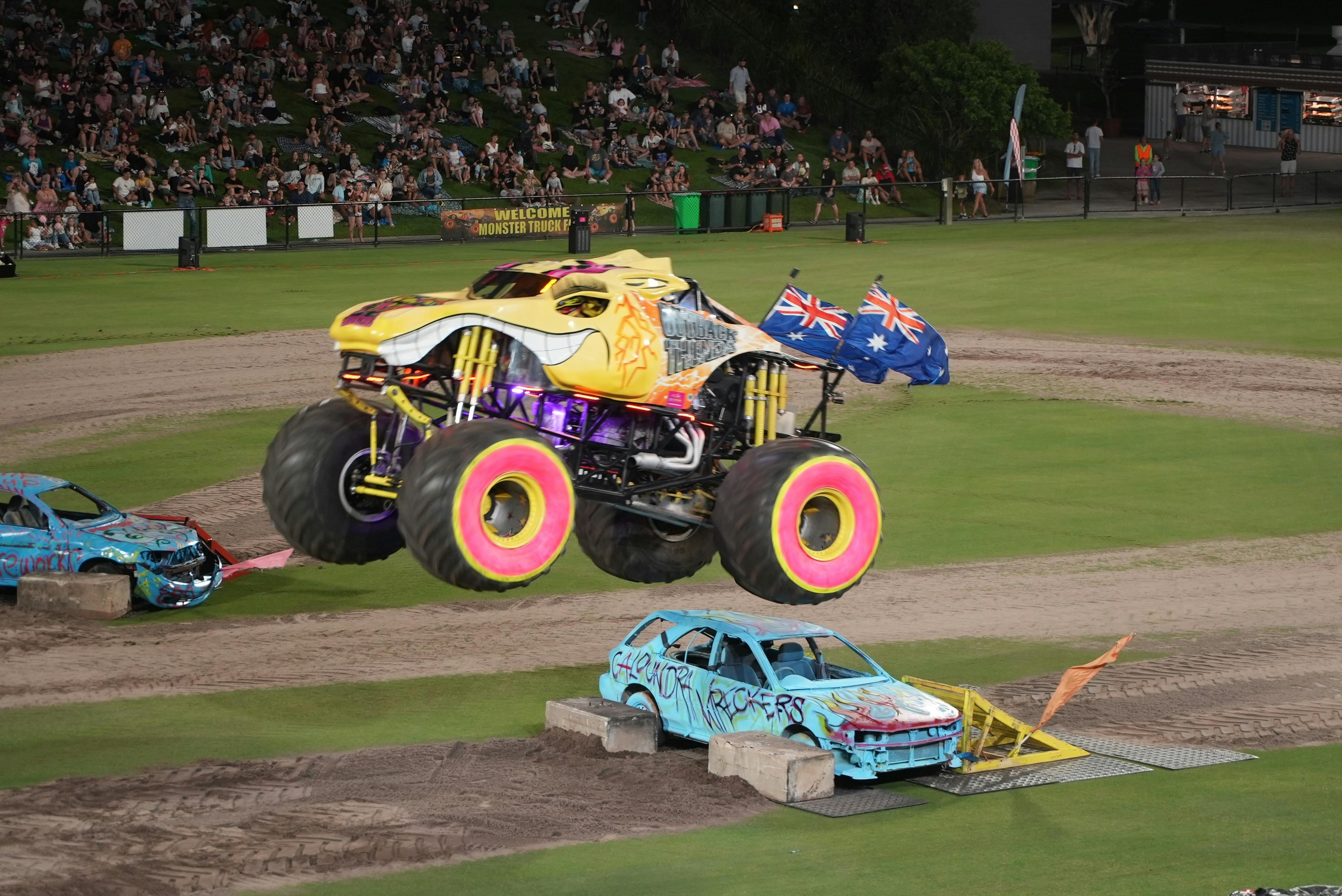 Monster War On Wheels Tamworth Speedway
