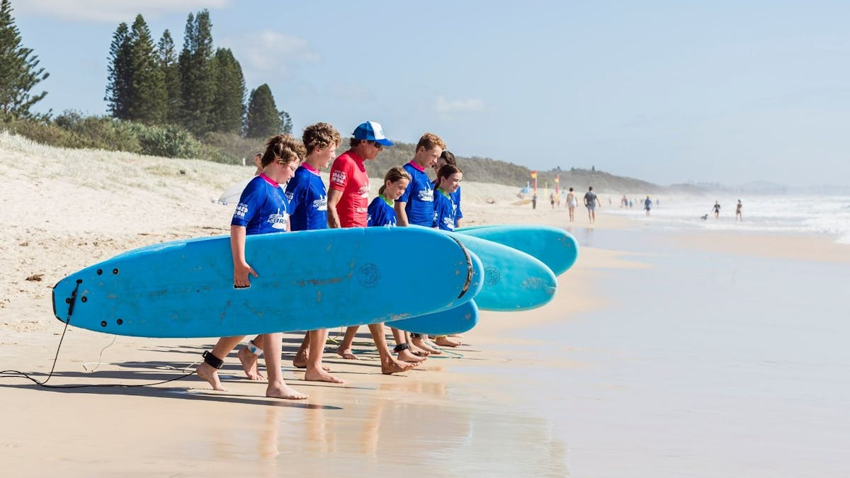Coolum - Learn to Surf School