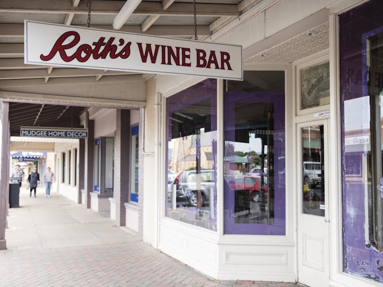 Roth's Wine Bar