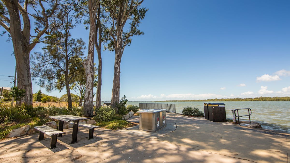 Dohles_Rocks-water-ocean-murrumba-downs-moreton-bay-region