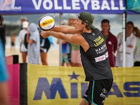 australian beach volleyball tour wollongong