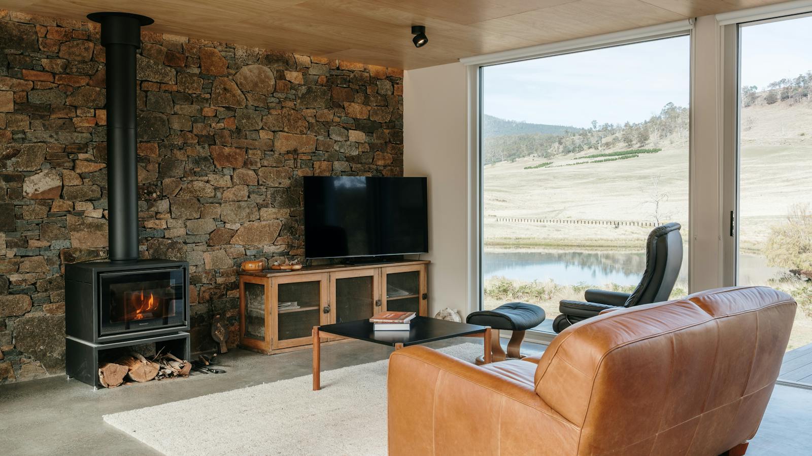 Warm, cosy and inviting