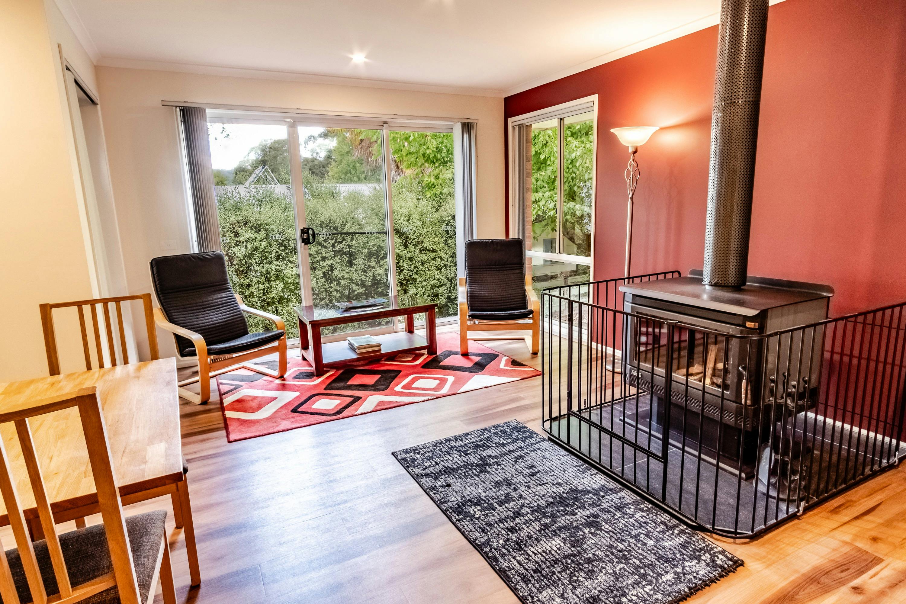Lounge area at Hargreaves House with Alpine Valley Getaways