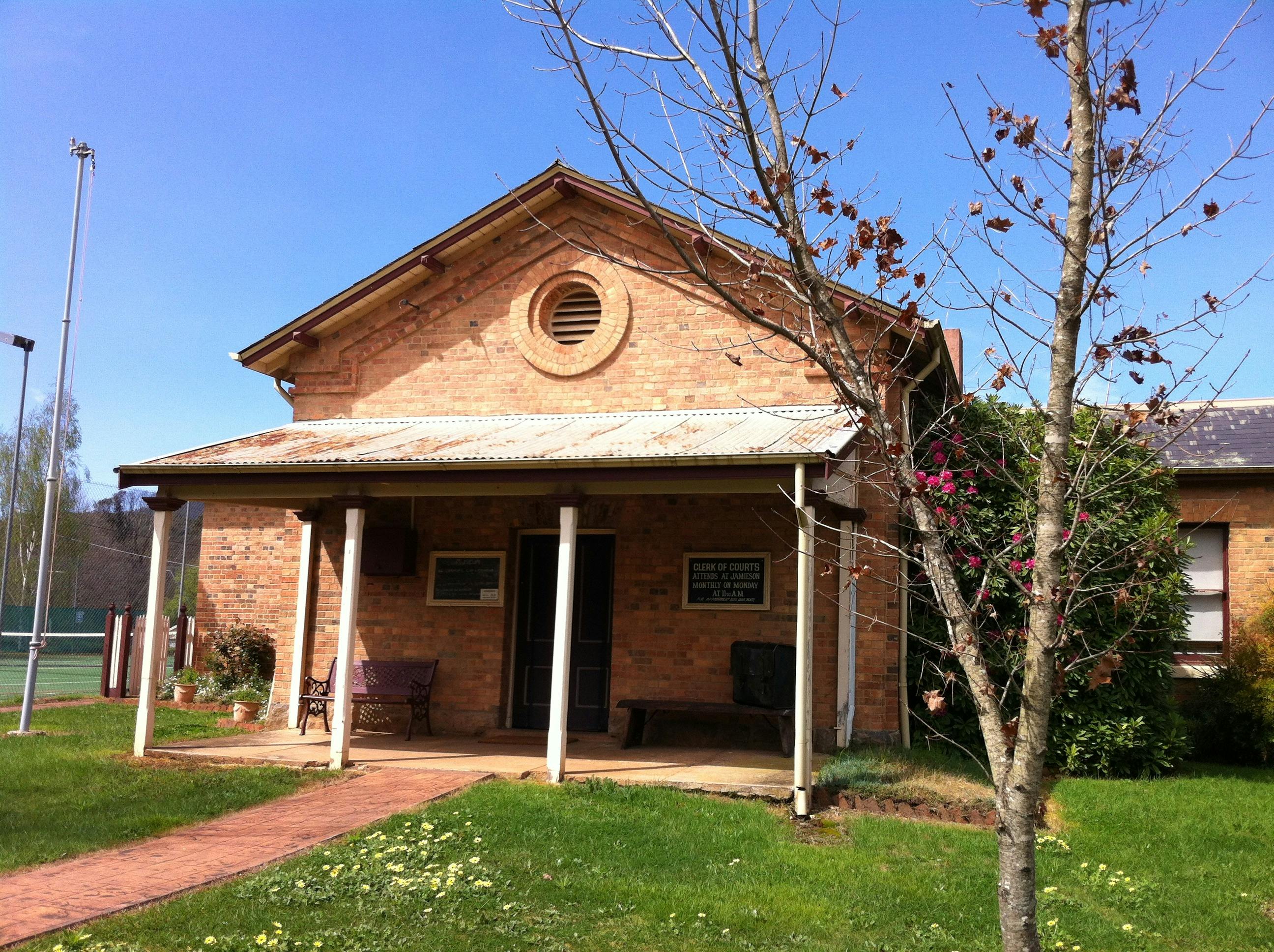 Jamieson Courthouse built in 1864