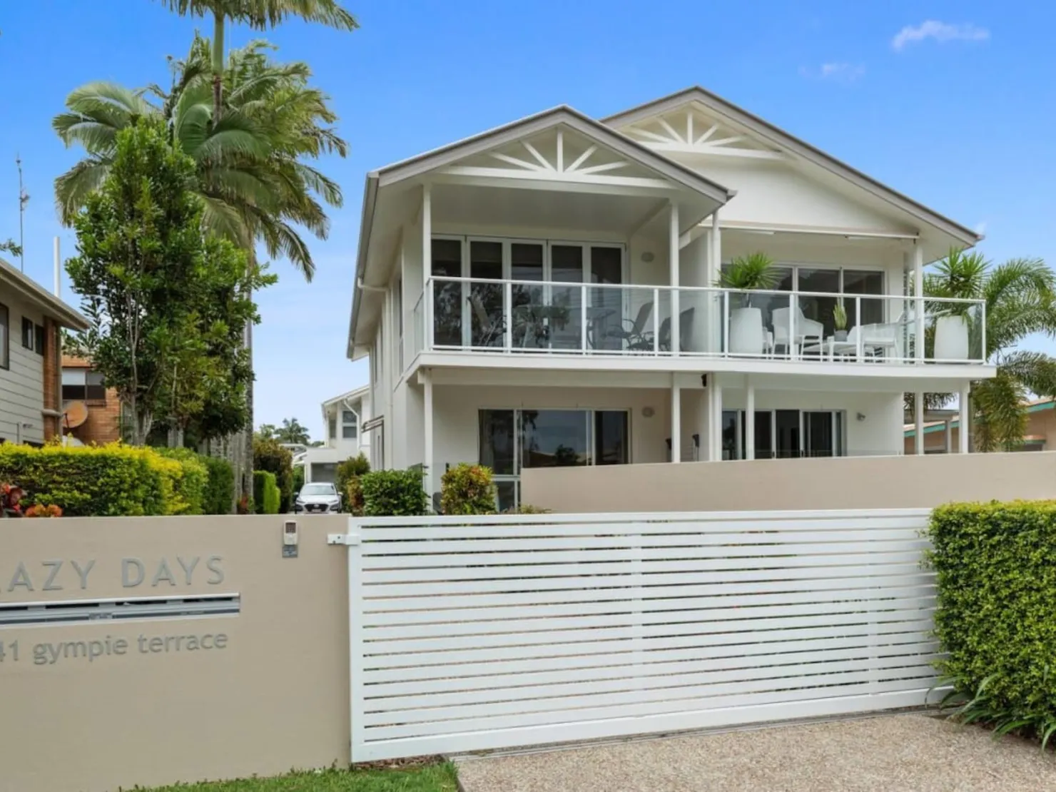 north-facing balcony and take in the views of the sparkling Noosa River