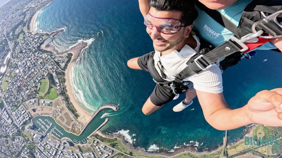 BIGWAVE_SKYDIVE