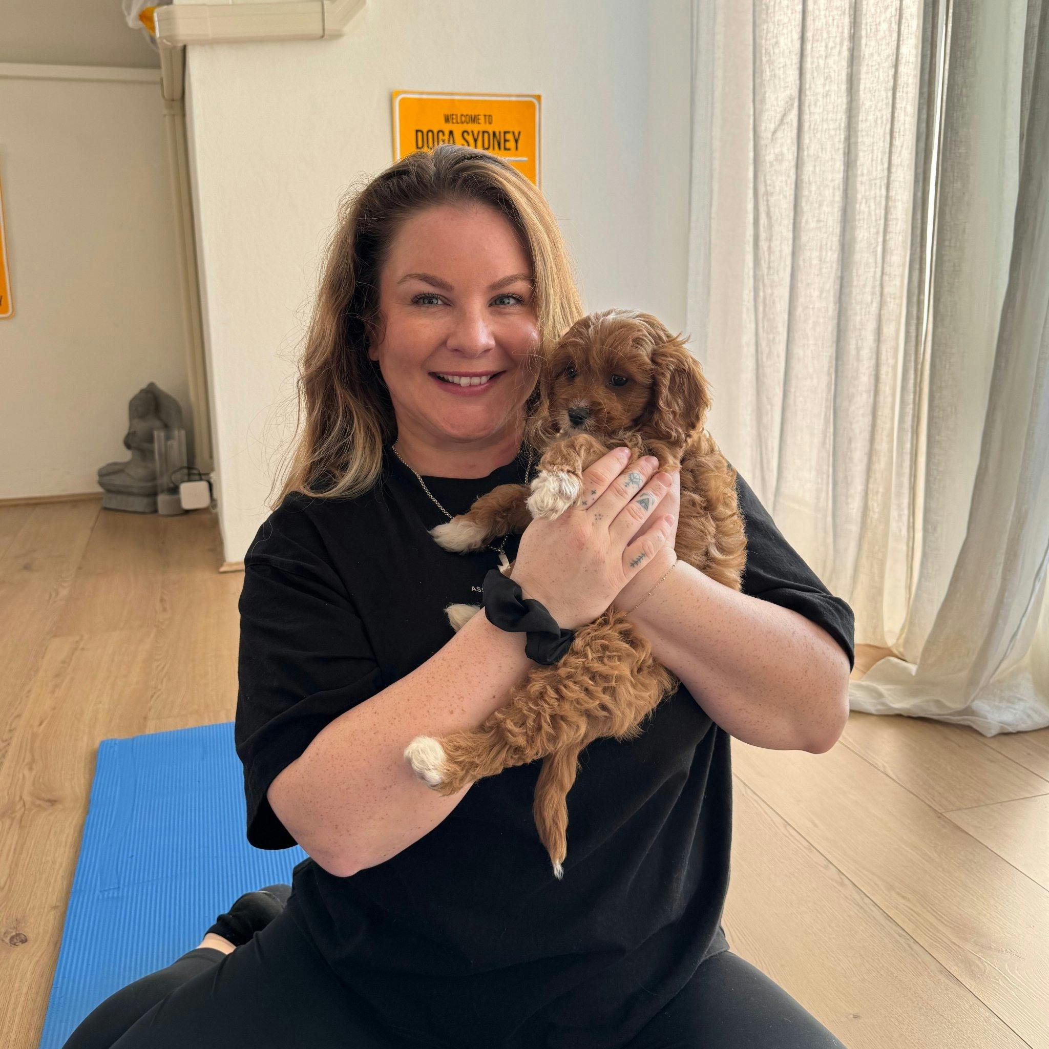 퍼피 요가 모스만 - 도가 시드니