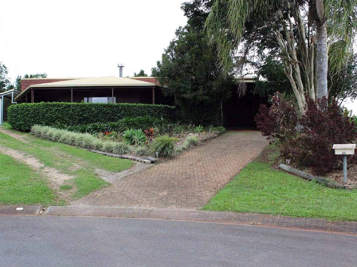 3 Bedroom Holiday House 3 Bedroom Holiday House