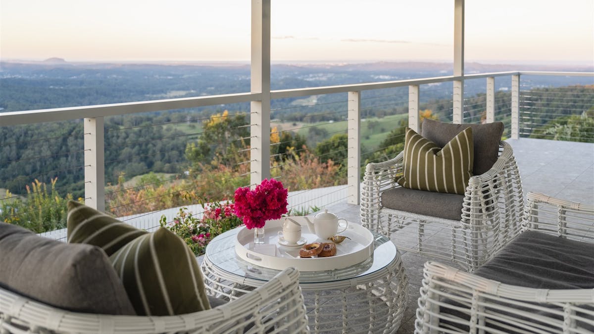 Amazing panoramic views of the Sunshine Coast