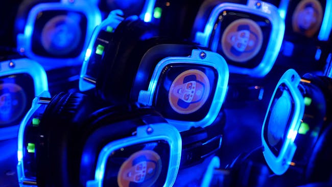 Illuminated headphones