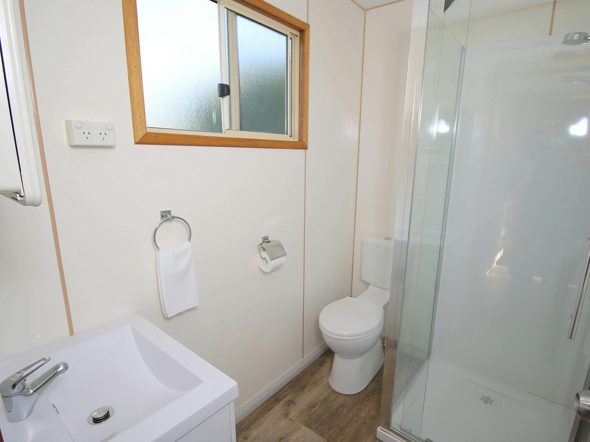 Family Cabin Bathroom