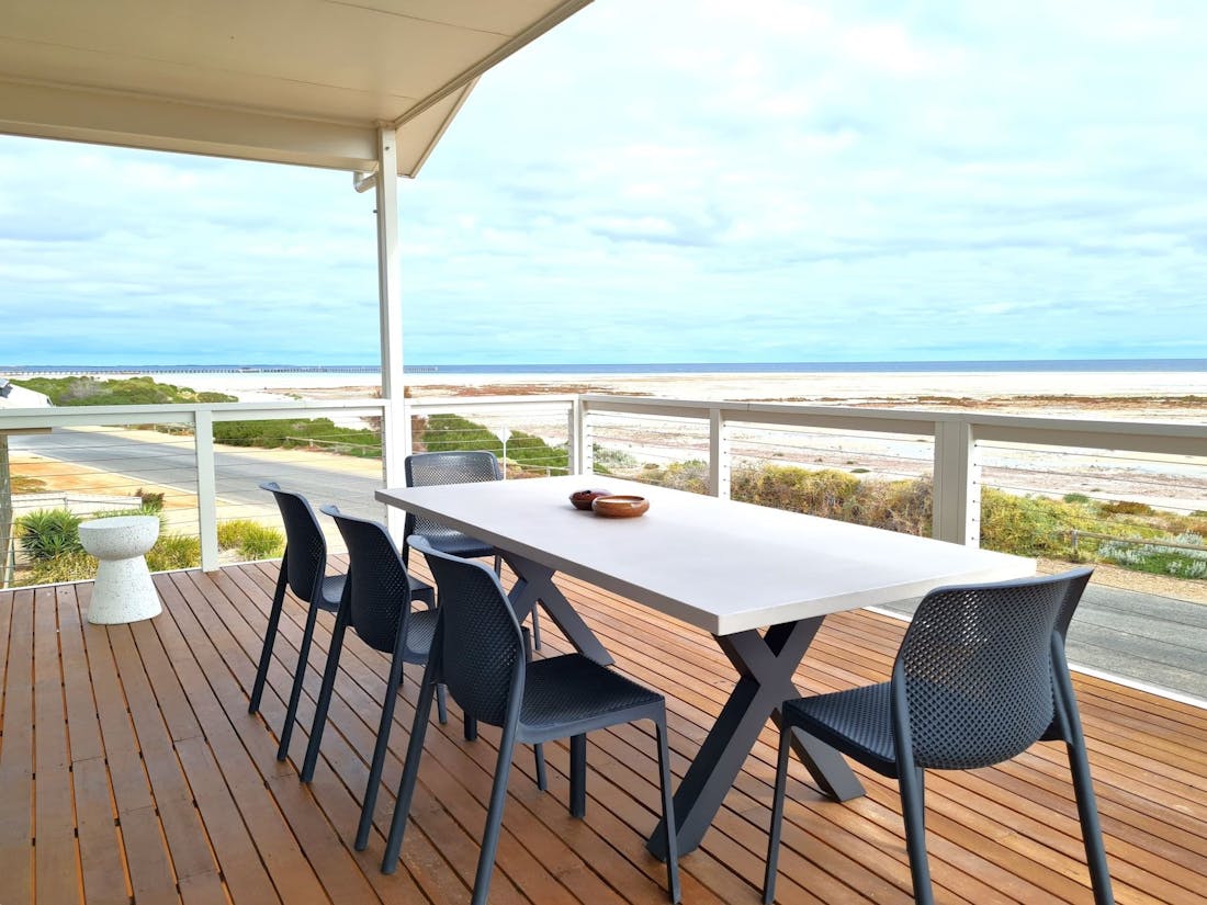 Beachfront Beauty - Moonta Bay, Accommodation